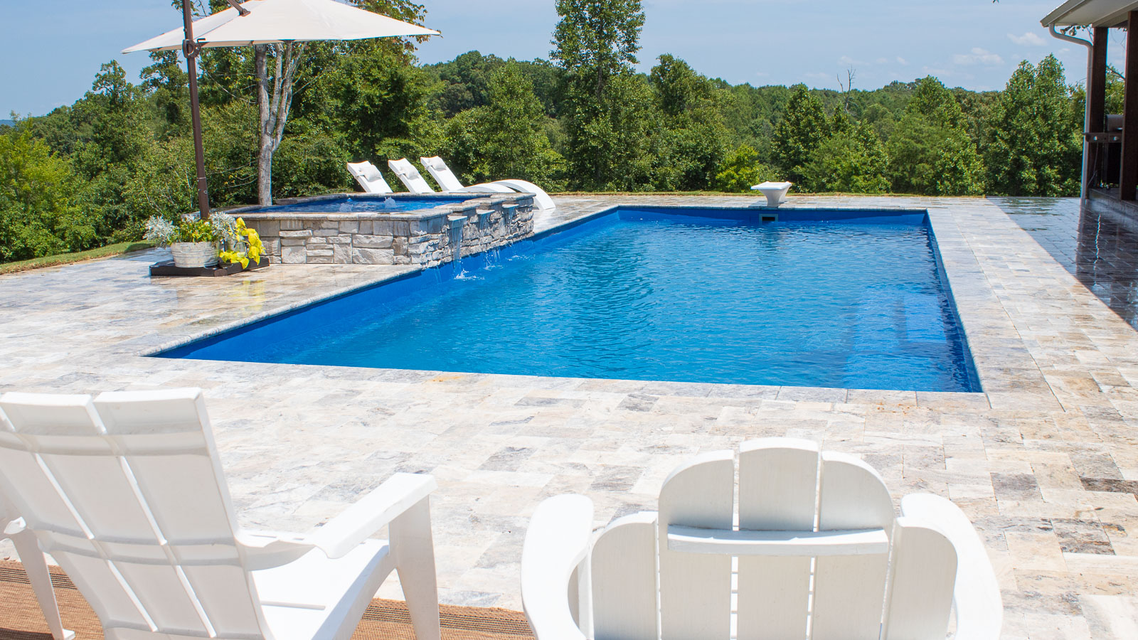 The Celebration - rectangle fiberglass swimming pool - Imagine Pools