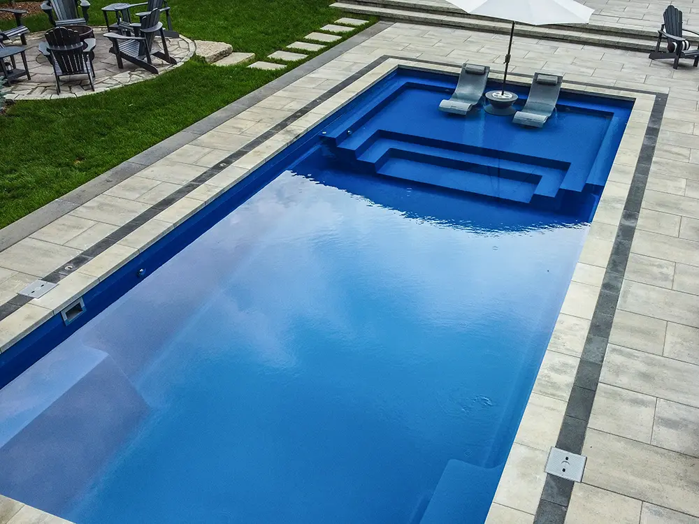 stunning Imagine Pools’ fiberglass pool installation in Southern Ontario, Canada