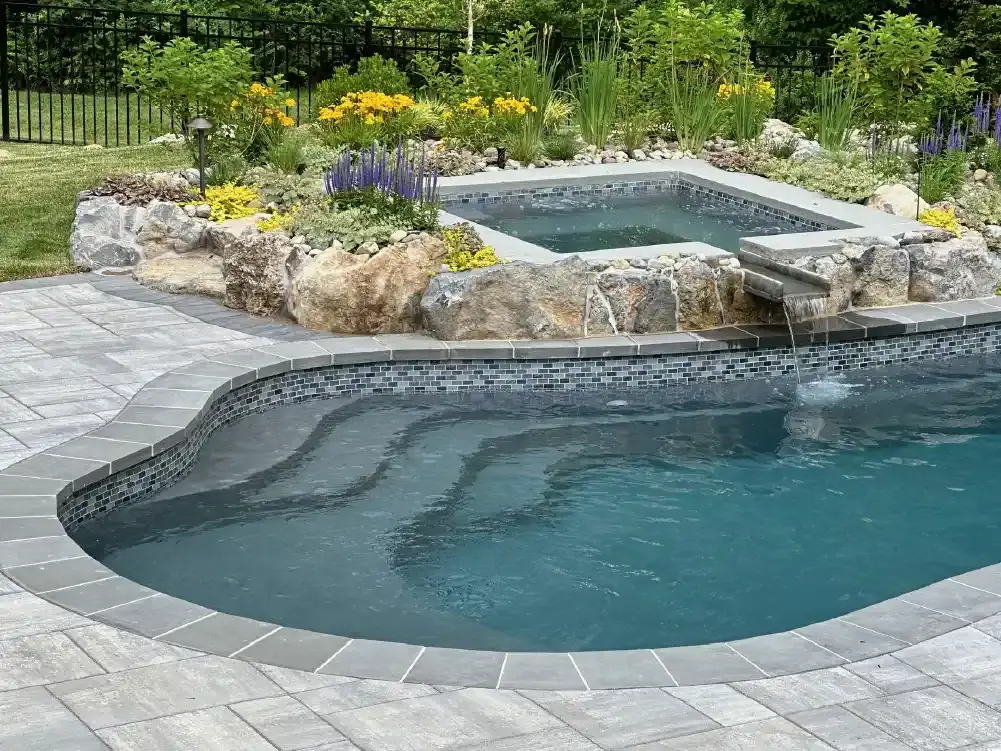 The Fanasty 35 in Storm Grey: Pool of the Month winner December 2024