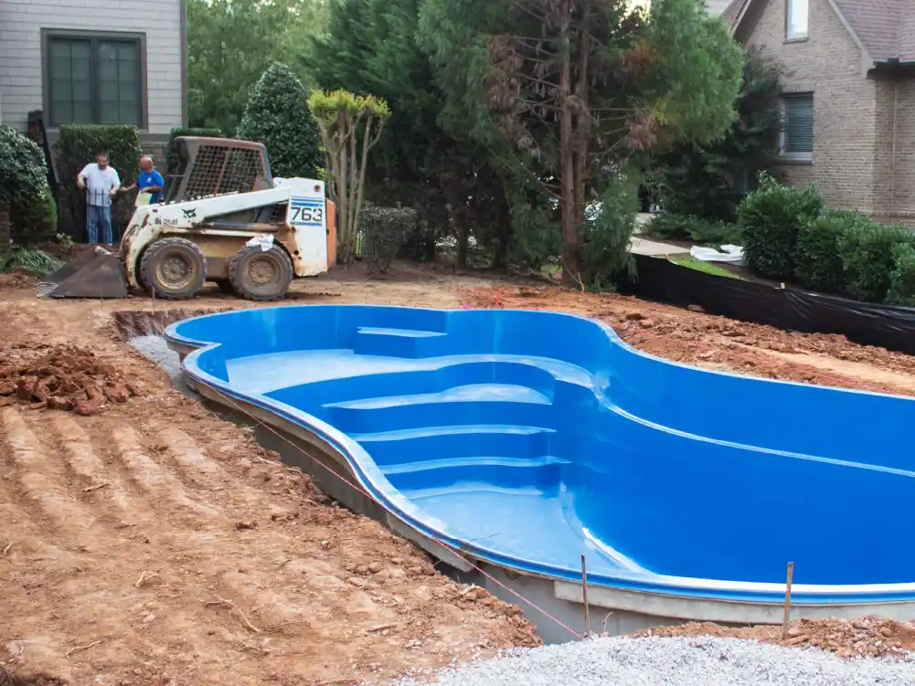  fiberglass vs concrete pool installation time comparison