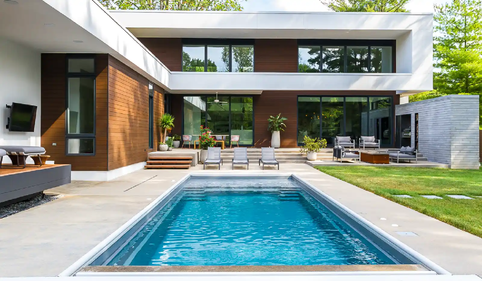 maximizing your compact space: stunning small backyard pool ideas