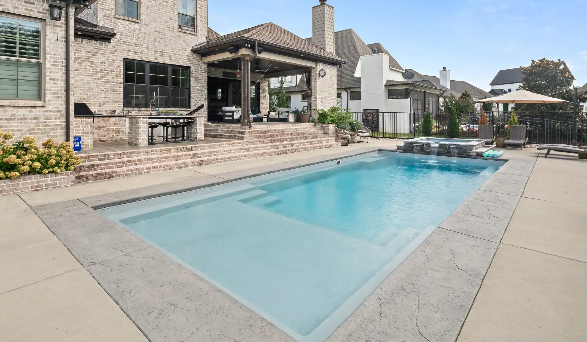 august 2025 pool of the month winner: the illusion 35'