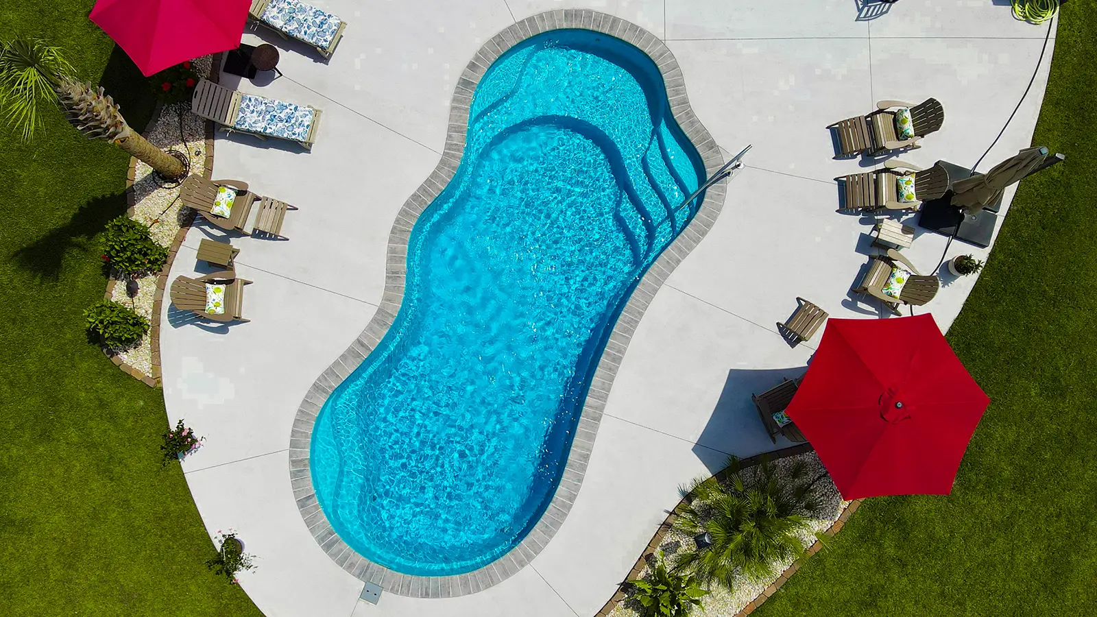 Imagine Pools Fantasy Fiberglass Pool for family