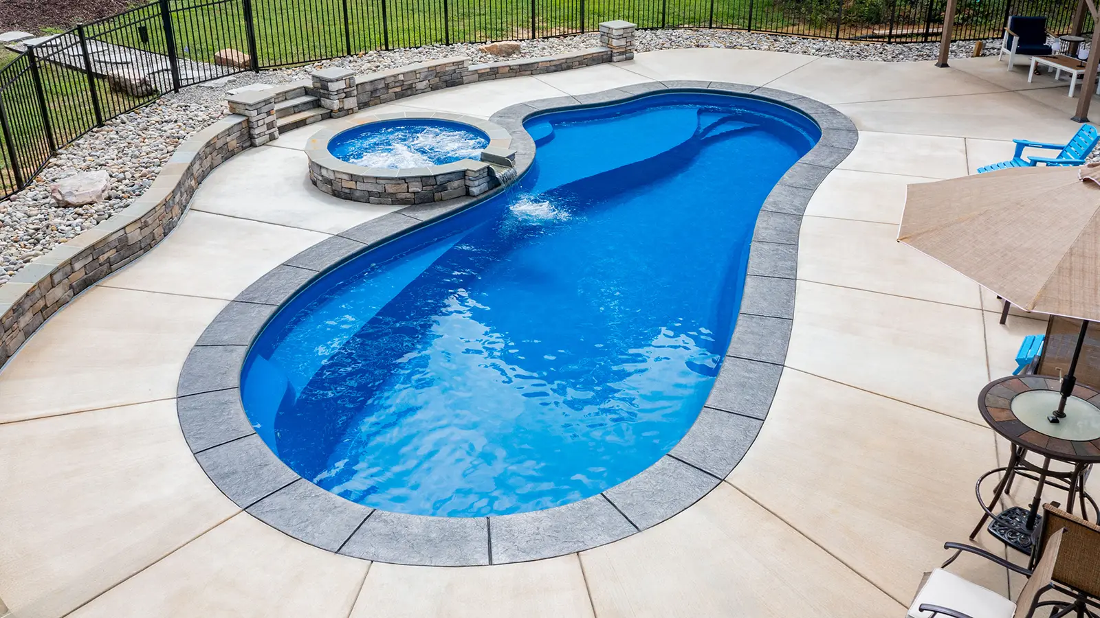 The Imagine Pools Inspiration Fiberglass Pool