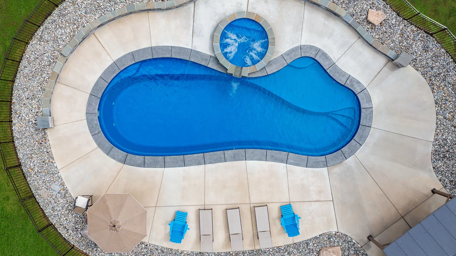 The Imagine Pools Inspiration Fiberglass Pool