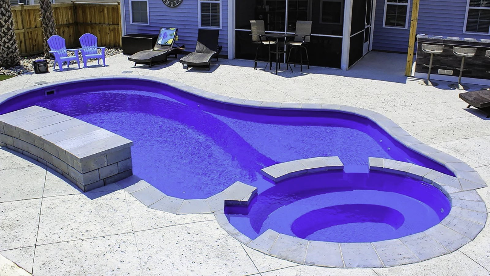 The Imagine Pools Brilliant Fiberglass Pool