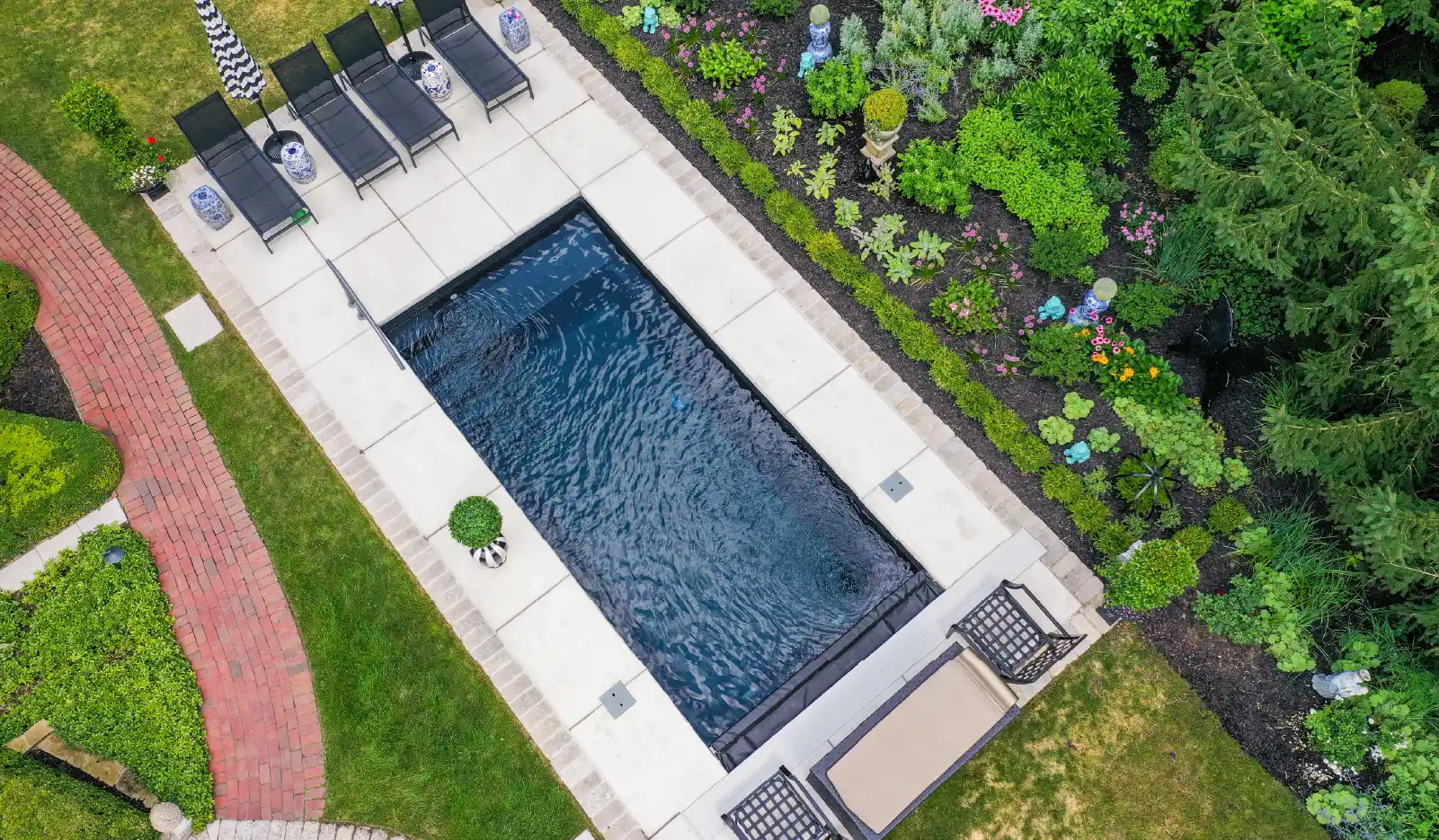 october 2025 pool of the month: sophisticated elegance meets smart design