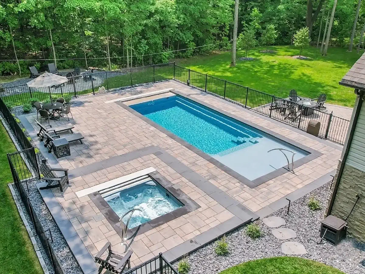 The Freedom backyard pool with splash pad