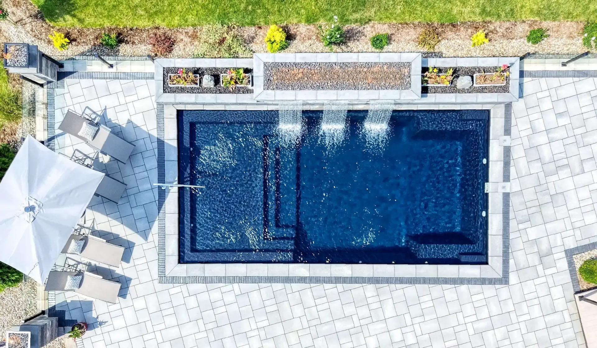 fiberglass pools in kentucky: what bluegrass state homeowners need to know before they build